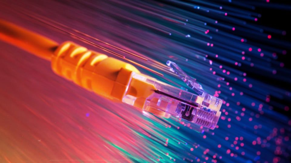 O OTE υπέγραψε τη σύμβαση για το UFBB